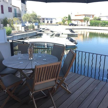 エーグ・モルト Marina 120M²/8 Pers/ Terrasse 100M²/ Appontementヴィラ エクステリア 写真